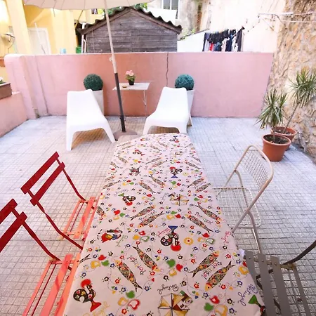 Traditional House W/ Terrace *