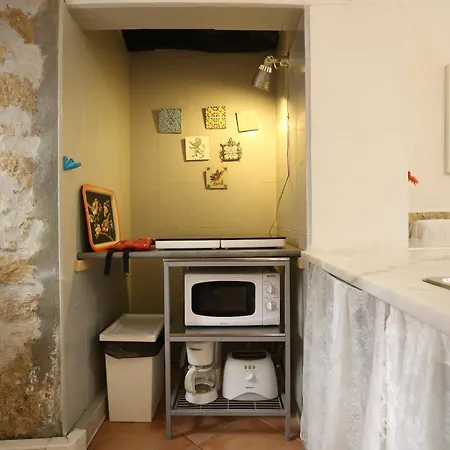 Apartment Traditional House W/ Terrace *