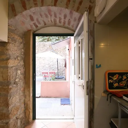 Traditional House W/ Terrace