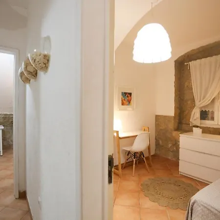 Apartment Traditional House W/ Terrace Lisbon