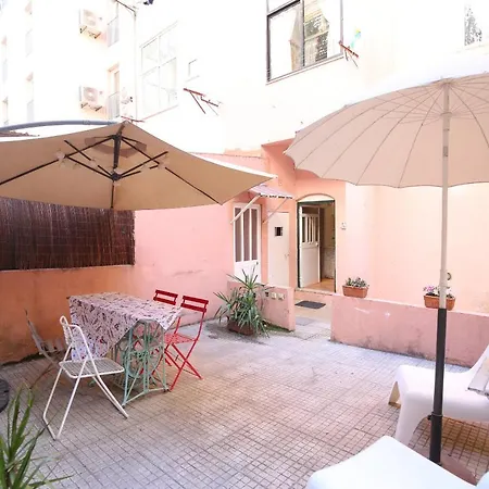 Traditional House W/ Terrace Lejlighed *
